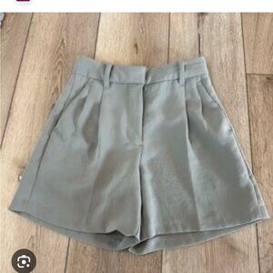 Aritzia Wilfred Effortless High Waist Sage Shorts NWT